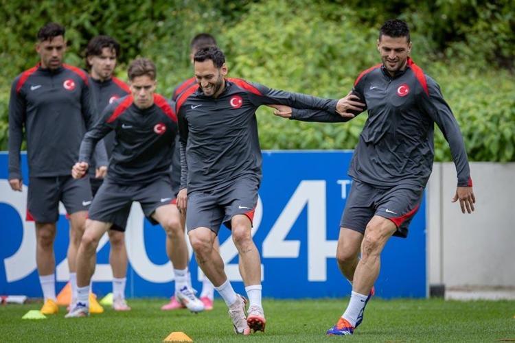 Merih Demirala ceza bizi kamçılar Yap bi çılgınlık