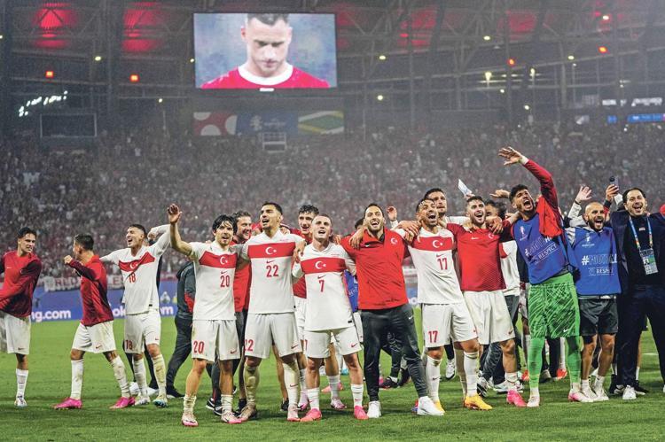 Merih Demirala ceza bizi kamçılar Yap bi çılgınlık