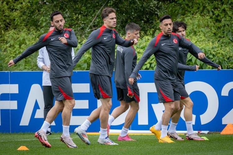 KAPTAN REKOR İÇİN