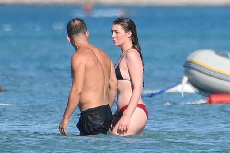 Rıza Kocaoğlu ile görüntülenen Deniz Işın: Kısmetlerimi kapatmayın