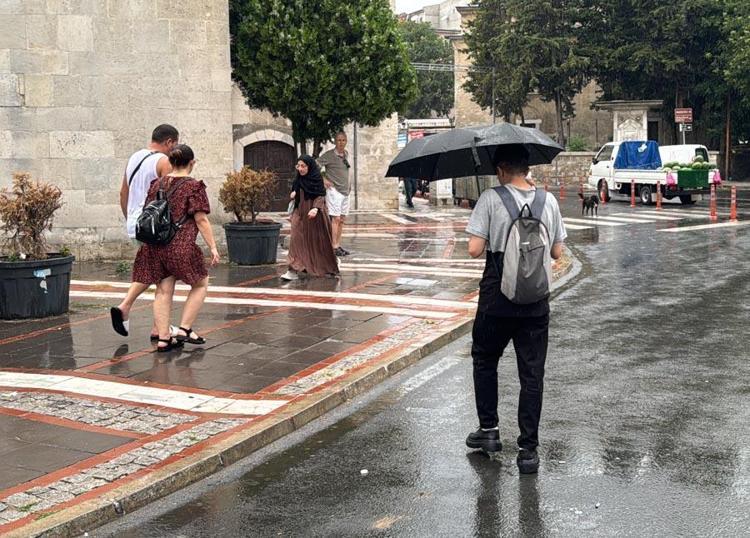 KUVVETLİ YAĞIŞ UYARISI:
