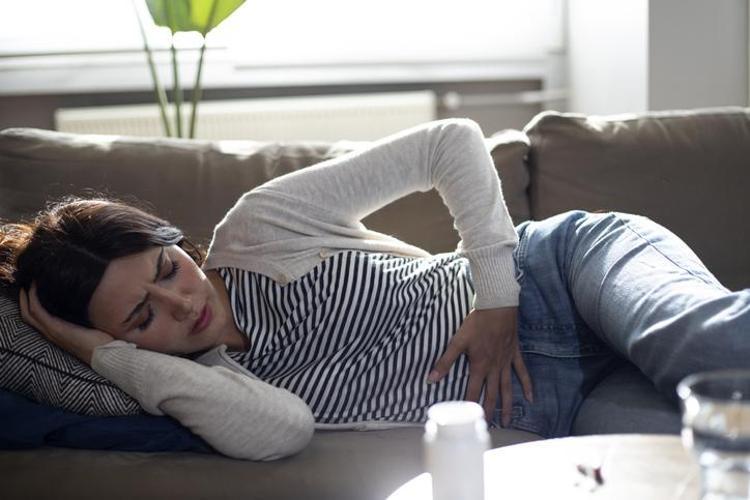 Kabızlığın kökünü kazıyor 1 kaşık yutmak yetiyor: Bağırsakları motor gibi çalıştırıp vitamin yüklüyor