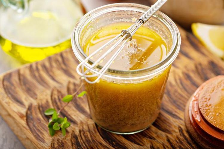 Kabızlığın kökünü kazıyor 1 kaşık yutmak yetiyor: Bağırsakları motor gibi çalıştırıp vitamin yüklüyor