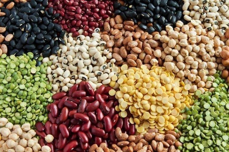Yoğurdun içine kaşık kaşık koyunca kalsiyum seviyesini 2ye katlıyor D vitamini deposunu tıka basa dolduruyor: Yedikçe kemikleri kaya gibi güçlendiren besin