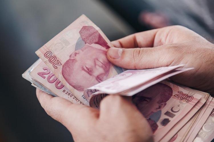 Emeklilerin zamlı maaşları ve zam farkları ne zaman yatacak Uzman isim tek tek açıkladı