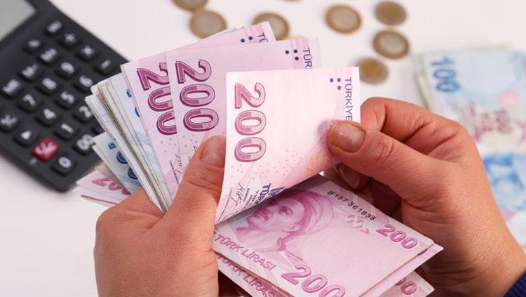 Emekli zammı haberi Meclisten geldi En düşük emekli aylığı ne kadar oldu İşte en düşük maaş