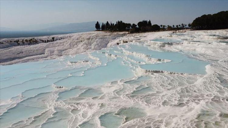 Türkiye’de en çok merak edilen seyahat rotaları Turistler akın akın buraya geliyor: Unutulmaz bir tatil için 5 öneri