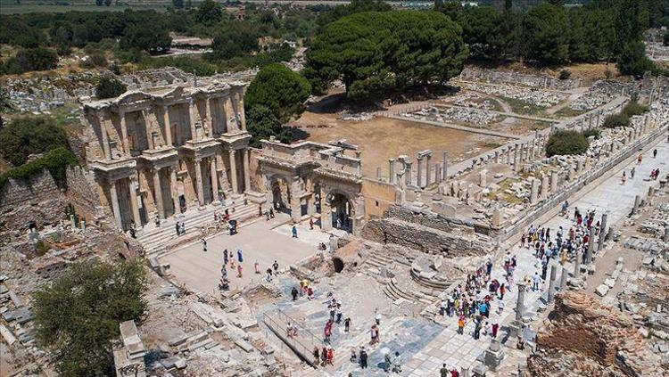 Türkiye’de en çok merak edilen seyahat rotaları Turistler akın akın buraya geliyor: Unutulmaz bir tatil için 5 öneri