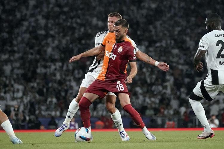 Beşiktaş Süper Kupada Galatasaraya gol yağdırdı: 5-0
