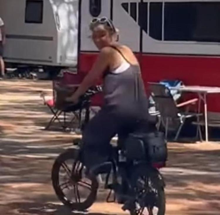 Ünlü isim tercihini karavan tatilinden yana kullandı