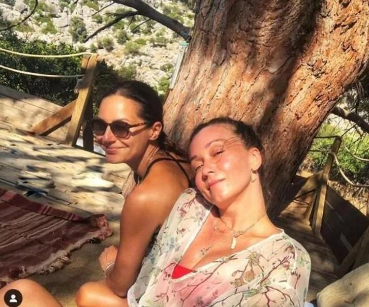 Ünlü isim tercihini karavan tatilinden yana kullandı