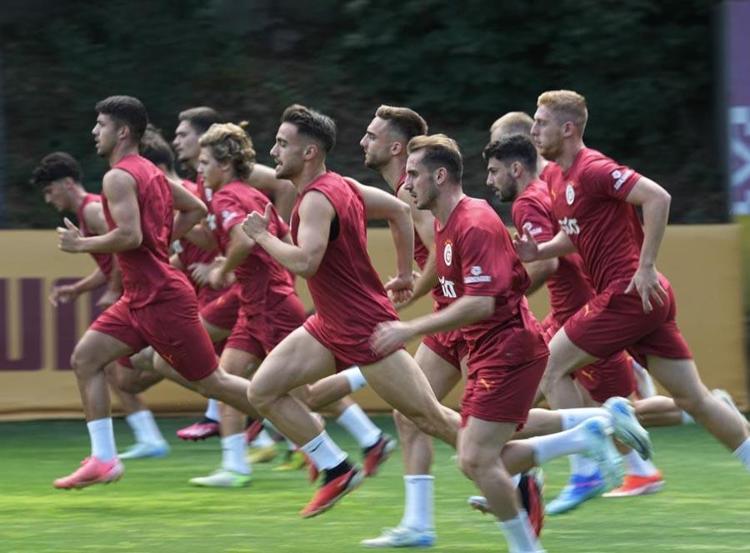 Gözler yine bay golde