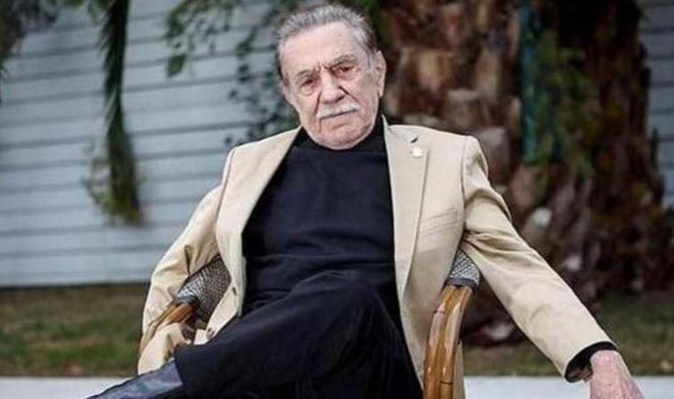Usta sanatçı Aydemir Akbaşın yıllar önce hazırlattığı vasiyeti ortaya çıktı Mirasını bağışladığı yer ise şaşırttı