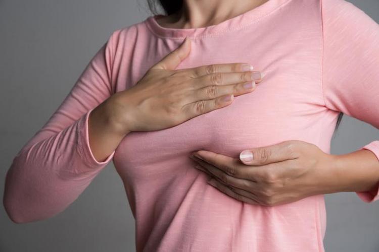 Hepimiz severek kullanıyoruz ama Alzheimer ve kanserin en büyük sebebiymiş Uzmanı deodorantlardaki gizli tehlikeye dikkat çekti