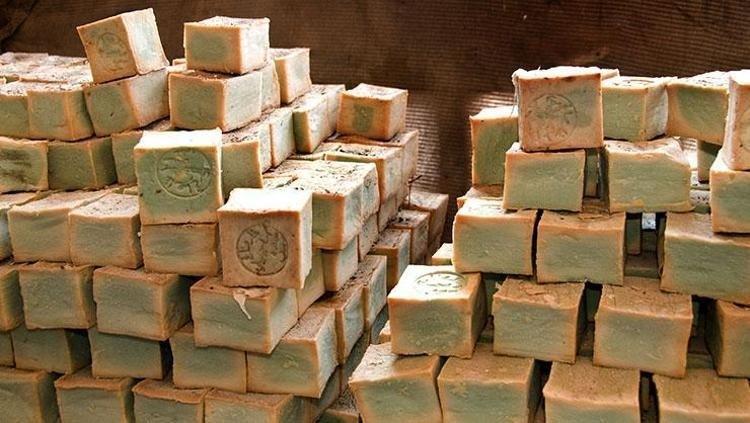 Kelliğe en doğal çare Tanesi 30 TL: Egzama, sedef ve mantarın kökünü kazıyor, saçın avuç avuç dökülmesini engelliyor