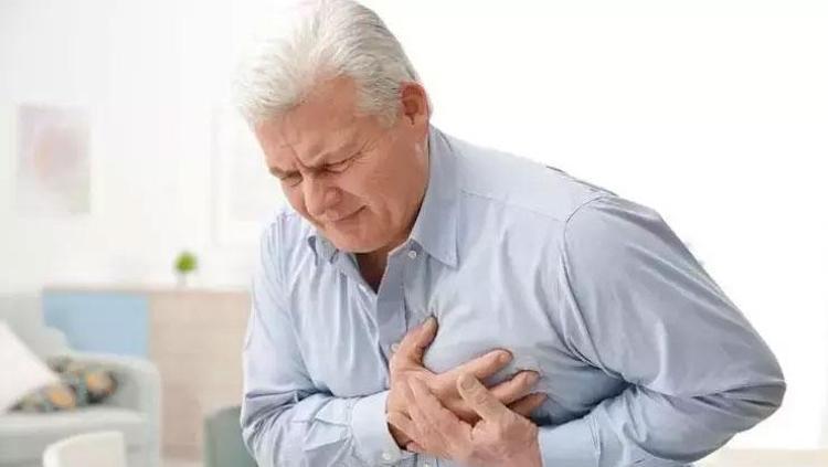 SAĞLIKSIZ BESLENMEK KALP KRİZİNİ TETİKLER Mİ