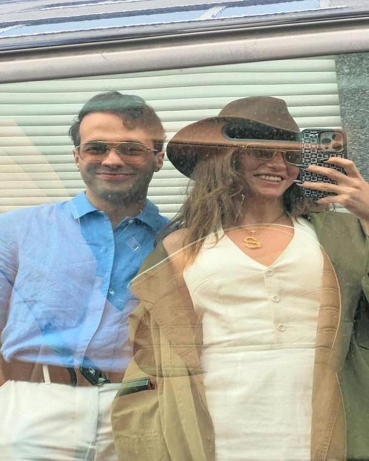 Aşk hayatıyla gündemden düşmeyen Serenay Sarıkayanın tarzının bedeli ortaya çıktı