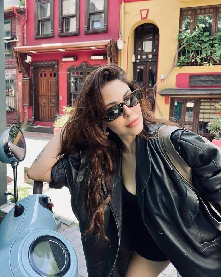 Kendisini tuvalete kilitlediği iddia edilmişti Dilara Aksüyek: Bu piyasa için fazla duygusalım