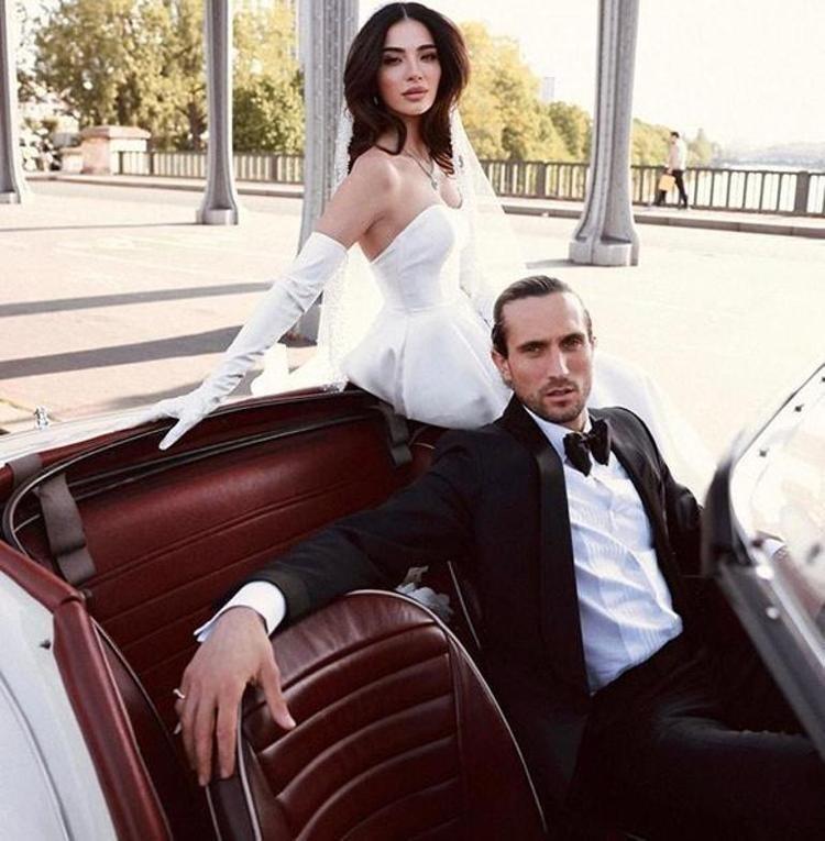 Sessizce evlenen Melisa Aslı Pamuk ve Yusuf Yazıcının bebeği göründü
