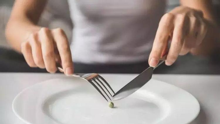 Tatil dönüşü fazla kilolarınızdan kurtulun Diyetisyenler bu tarifi sır gibi saklıyor: Kısa sürede vücuttaki yağlardan kurtarıyor, metabolizma hızını yüzde 300 artırıyor