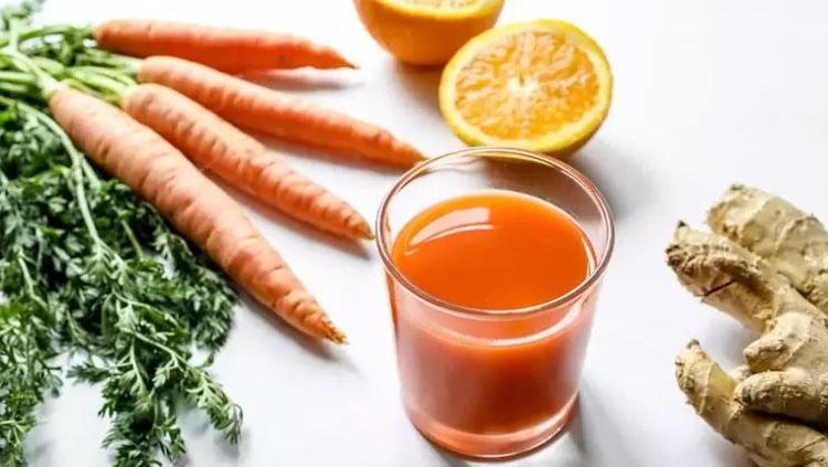 Retinolü bardak bardak içebilirsiniz Bu karışım yaşlılık izlerini siliyor: Lekeli görünümü yok ediyor, adeta gençleştiriyor