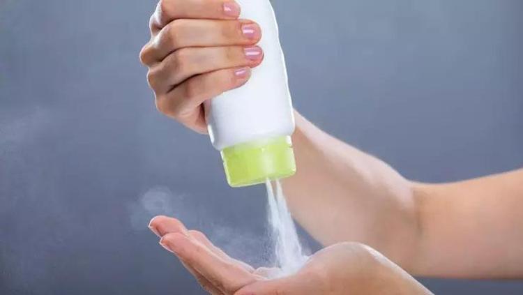 Doğal güzelliğin sırrı ortaya çıktı Cilt lekelerini temizleyerek prüüzsüz hale getiriyor: Ten rengini 2 ton açıyor