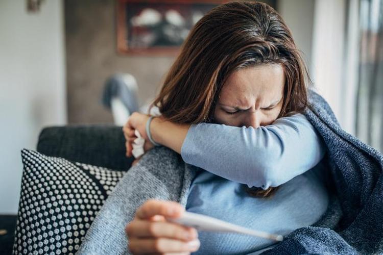 Kuru kuru öksürüğe son veriyor Babaannelerimizin yaptığı tarif: Meğer böyle 100 yaşına kadar yaşıyorlarmış