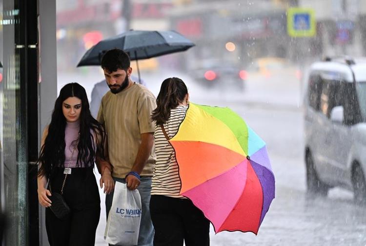 Yağışlar ve soğuk hava Trakyada geliyor Orhan Şen riskli illeri tek tek sıraladı