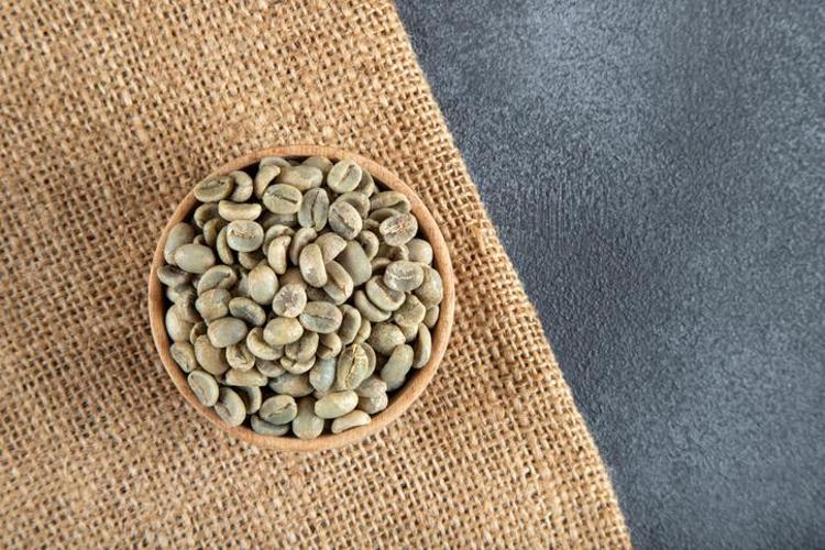 Kahvenin içine kaşık kaşık ekleyin Metabolizma hızını yüzde 100e çıkartıp yağları şıpır şıpır eritiyor Bel, basen ve simit bölgesini yok ediyor