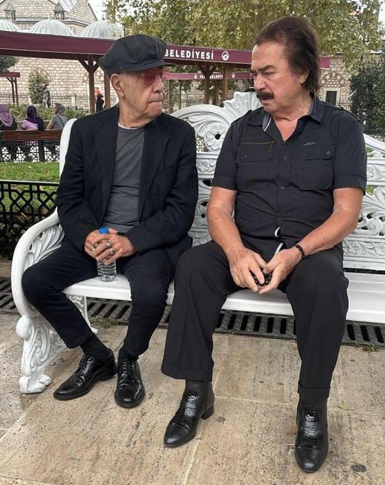 Mazhar Alansonun kızı Eda Alanson son yolculuğuna uğurlandı Kızım melek oldu demişti...