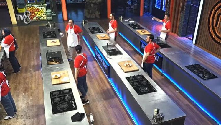 Masterchefte ödülün sahibi belli oldu Akın ve Kaanın tabakları değerlendirilmedi