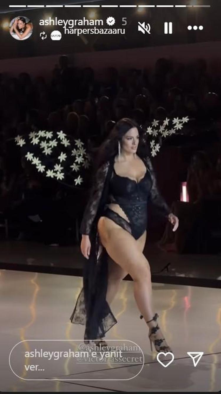 Büyük beden modeli Ashley Graham, Victoria’s Secret defilesinde