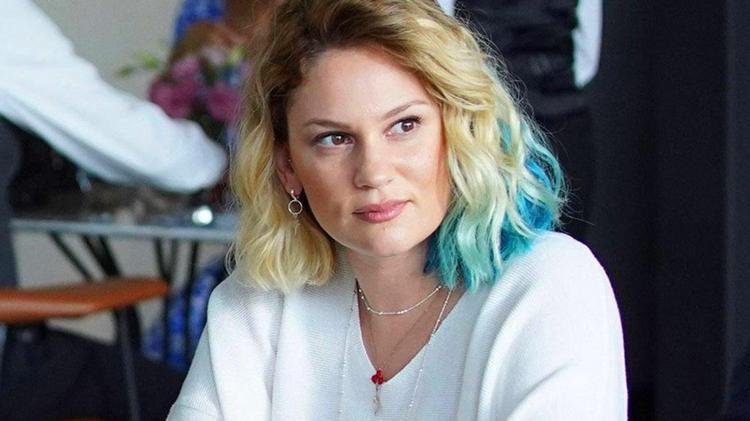 Nur Sürerden Farah Zeynep Abdullaha sert yanıt: Densiz