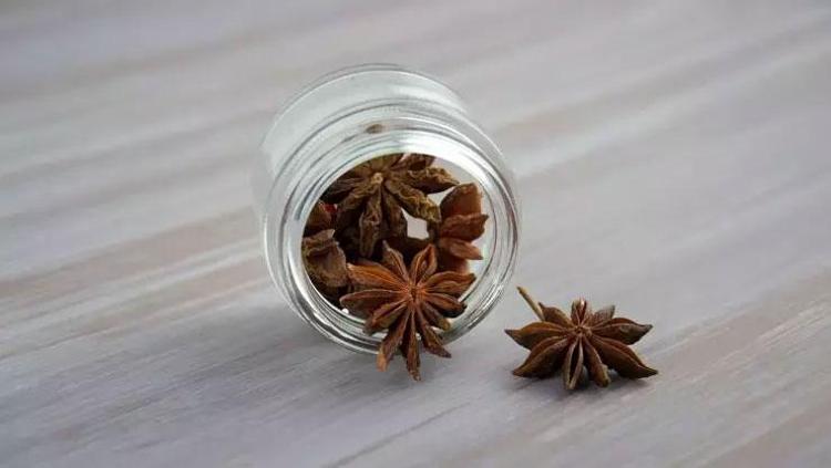 MİDE GAZINI BİTİRİP BAĞIRSAKLARI ÇALIŞTIRIYOR