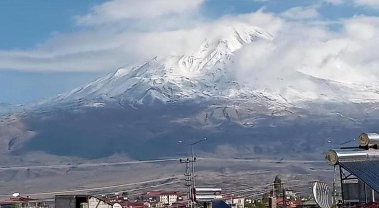 Kara kış ani baskın yaptı Birçok il beyaza büründü