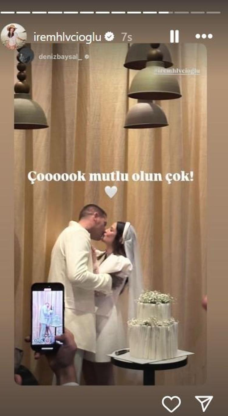 Dün akşam evlenen İrem Helvacıoğlu soyadını değiştirdi