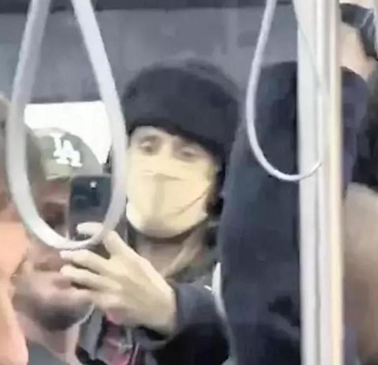 Natalie Portman İstanbulda Kız Kulesinin önünde fotoğraf çektirdi