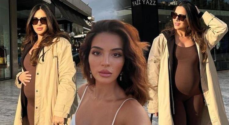 Melisa Aslı Pamuk Atinada karnı burnunda poz verdi