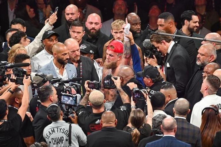 Paul-Tyson maçında kazanan belli oldu İki boksöre dudak uçuklatan servet