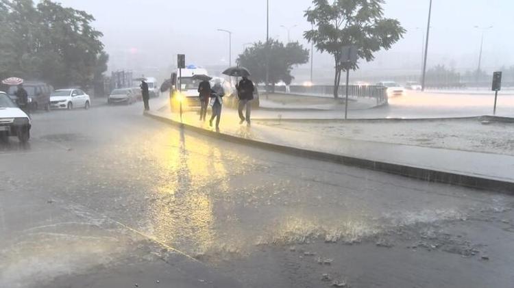 3 şehir için sarı alarm Kuvvetli yağış ve fırtına yolda