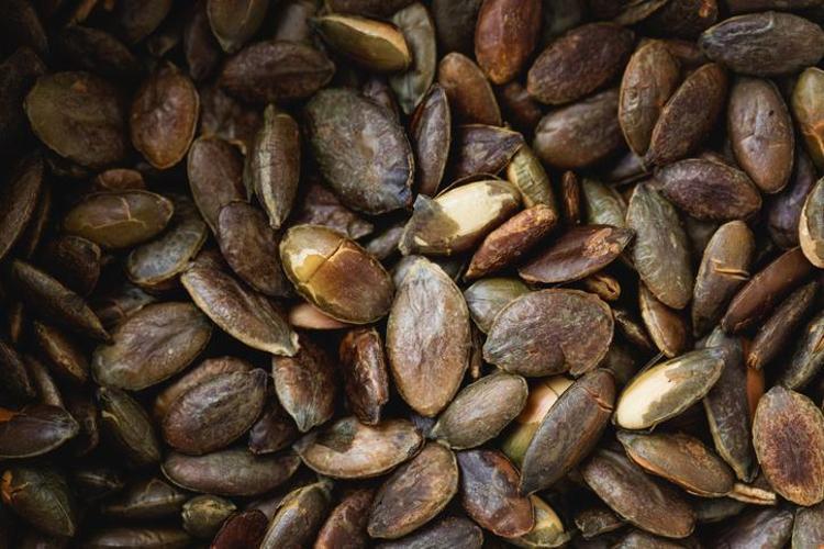 Vücuttaki eksikliği saçları avuç avuç döküyor O besinden günde 1 tane yiyince kelliği önlüyor, vitamin değerlerine zirve yaptırıyor