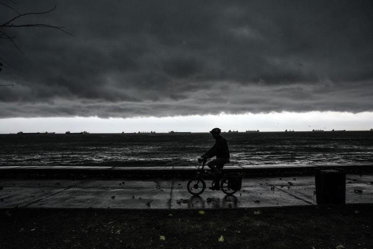 Lapa lapa kar yağışı, soğuk hava ve sağanak yağışlar geliyor Meteoroloji illeri tek tek uyardı