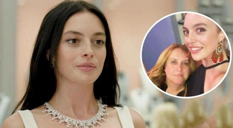 Melis Sezen’den annesine özel hediye