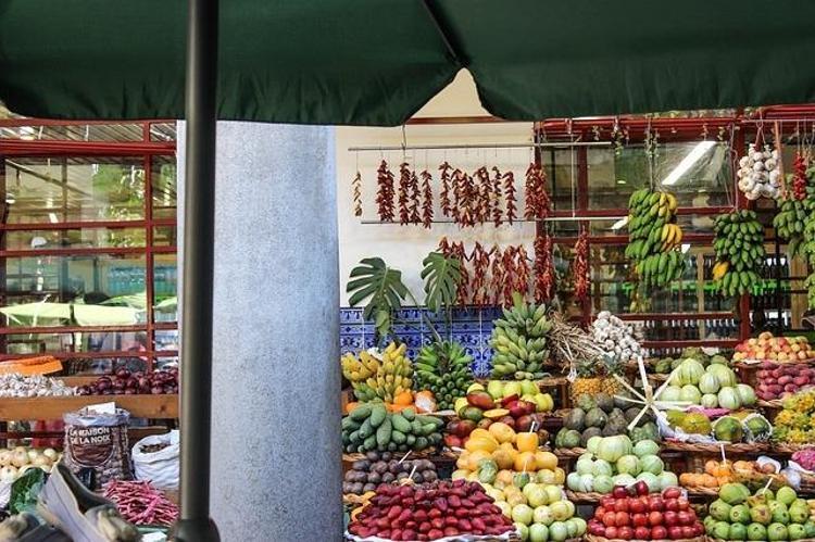 SAĞLIKLI YAĞLAR TÜKETMELİSİNİZ