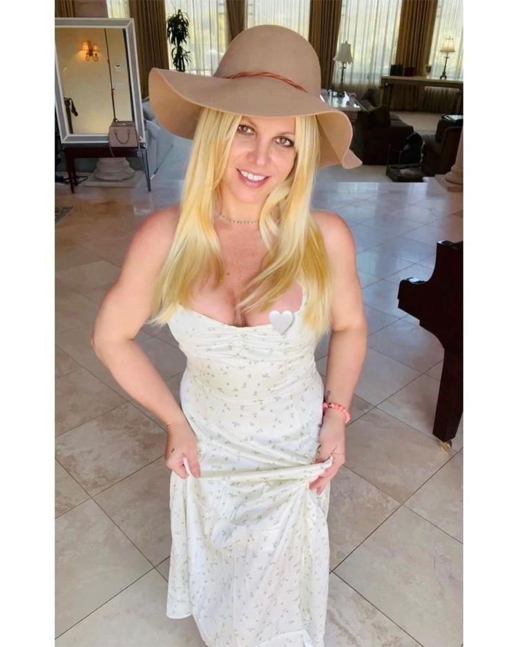 Britney Spears paylaşımıyla takipçilerini şoke etti Meksika’ya taşındım