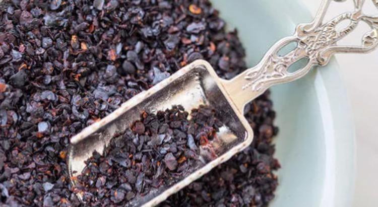 Tıkalı damarları anında genişletiyor, metabolizma hızını yüzde 100e çıkartıyor Demir, magnezyum, potasyum deposu, iltihabın kökünü kurutuyor