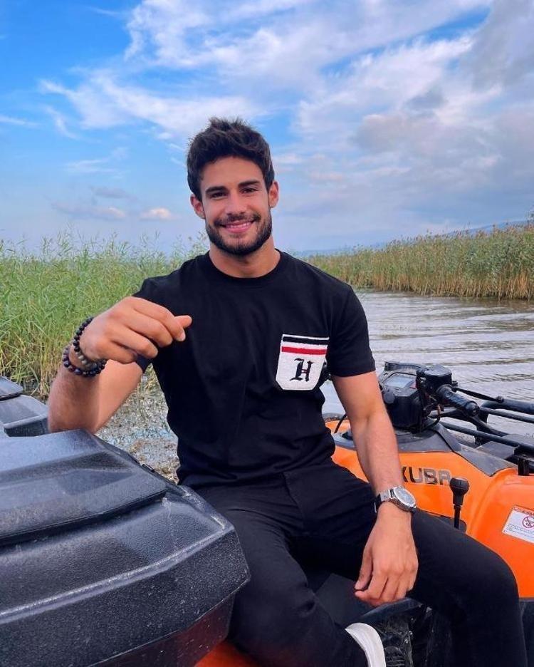 Survivor 2039u ifşaladı Batuhan Karacakaya’dan eğlenceli paylaşım