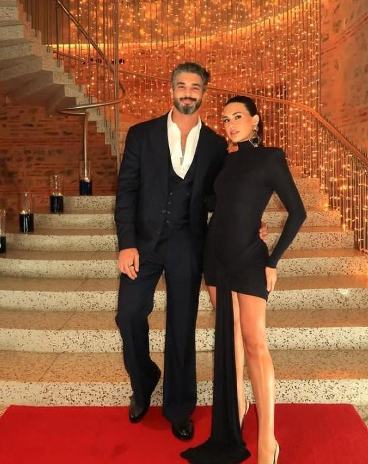 Elçin Sanguyla fotoğraf krizi yaşamıştı Sibil Çetinkayadan açıklama geldi