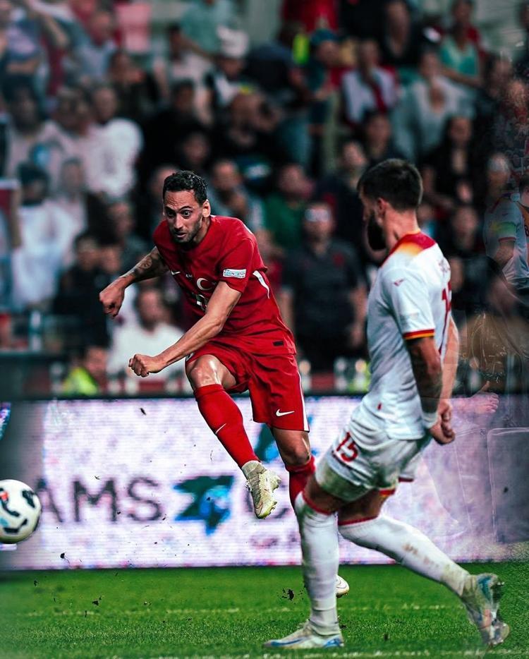 Milli futbolcu Hakan Çalhanoğlu’nun pırlanta işlemeli saati dudak uçuklattı
