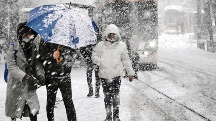 Kar yağışı yeniden göründü İstanbul ve Ankara dahil çok sayıda ile uyarı